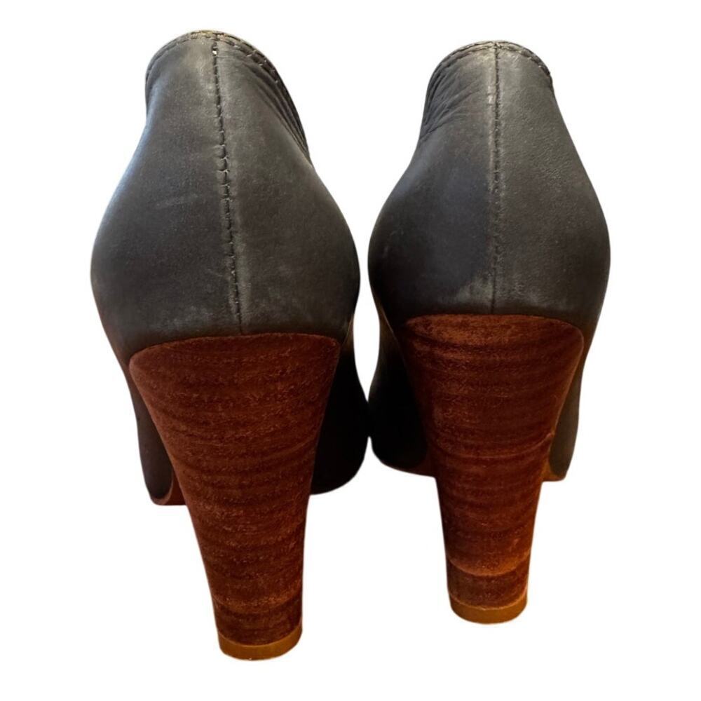 Fortress of Inca x Anthropologie Lucita Gray Leather Dipped Heeled Booties (8) - Picture 4 of 8